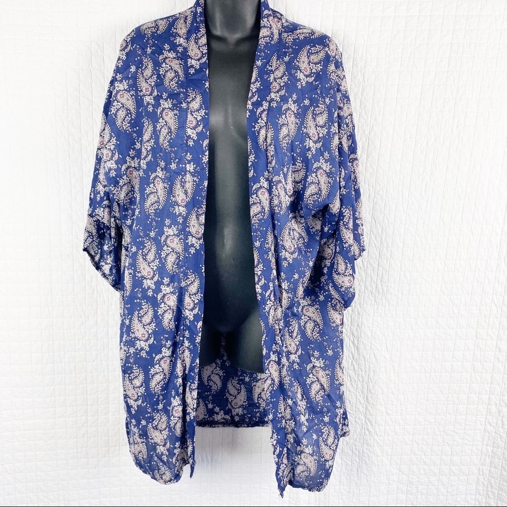 NWT Marcus Adler NY Paisley Navy Print Kimono Top